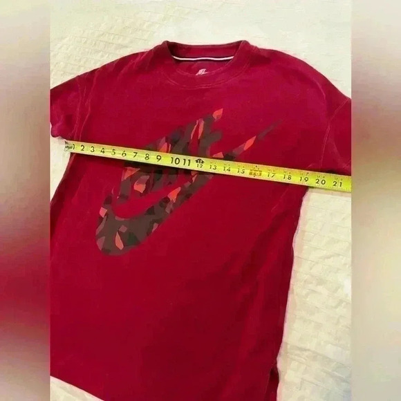 Women's Nike Cranberry Jersey (sweatshirt material) tee size small - Picture 2 of 7